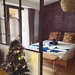 Gite Au Pied De La Cite Medievale - Le 127